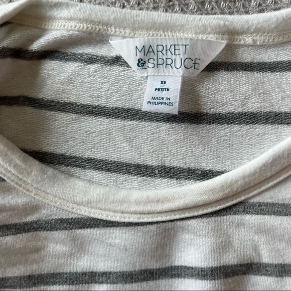 EUC Bundle of 2 grey and white striped tops. Size XS - Picture 3 of 7